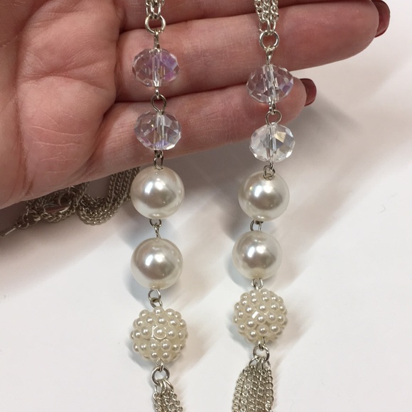 Silver Necklace Set with Pearls - Picture 4 of 11